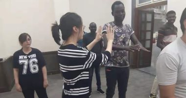 صور.. الووشو الصينية دورة مجانية لتعليم الفنون القتالية بجامعة عين شمس 