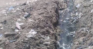 شكوى من استمرار انتشار مياه الصرف الصحى وتراكم القمامة بقرية برمبال بكفرالشيخ  