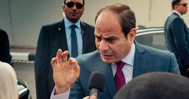 السيسى للمصريين: "خدوا بالكم مش هايسيبوكوا تنجحوا ولا تتهنوا على حاجة"