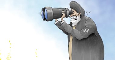 كاريكاتير الصحف الإماراتية.. النظام الإيرانى يشعل المنطقة ويشاهد حريقها