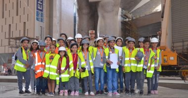 تلاميذ المدارس يزورون المتحف المصرى الكبير فى أول فعالياته ..صور