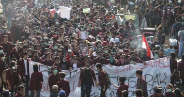 تواصل احتجاجات الطلاب ضد قانون جديد بإندونيسيا 