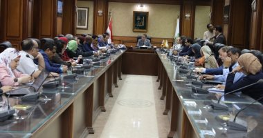 محافظ سوهاج يبحث مع البنك الدولى تقييم برنامج "تنمية صعيد مصر"