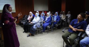 دورات تدريبية للممرضين الجُدد بمستشفى الكبد بجامعة المنيا