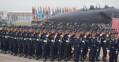 كوريا الجنوبية تستعرض مقاتلات إف-35 فى احتفالات عسكرية