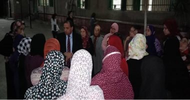 رئيس جامعة بنى سويف يفاجئ المدينة الجامعية للطالبات لمتابعة التسكين