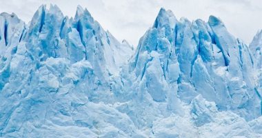 انفصال جبل جليدى تبلغ مساحته 1636 كيلومترا مربعا عن القارة القطبية الجنوبية