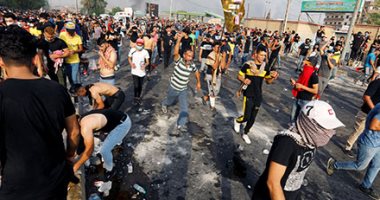 العراق : تجدد التظاهرات وسط بغداد رغم قرار حظر التجوال