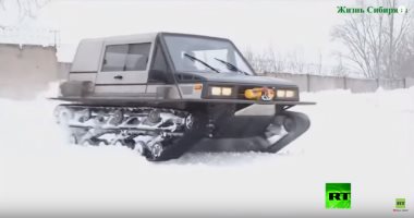شاهد.. سيارة روسية قادرة على السير فى الثلوج والمستنقعات 