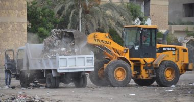 فيديو وصور.. نائب محافظ الإسماعيلية يطلق أكبر حملة لإزالة ورفع جميع بؤر القمامة بالأحياء
