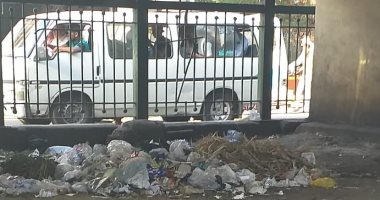 شكوى من انتشار القمامة بشارع الجيزة الرئيسى
