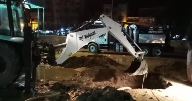 محافظ أسوان: غرق طريق السماد بمياه الصرف بسبب كسر مواسير زهر قديمة