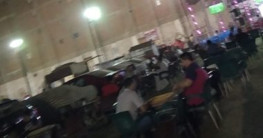 قارئ يشكو انتشار المقاهى بمنتصف شارع عرابى فى شبرا الخيمة