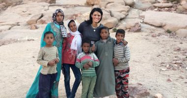 الدكتورة رانيا المشاط تزور الأماكن السياحية بسانت كاترين وتلتقي بالأسر البدوية