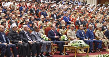 الرئيس السيسى يشهد الندوة التثقيفية الـ31 فى إطار الاحتفالات بذكرى أكتوبر