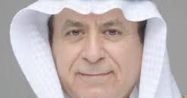 وزير الخدمة المدنية بالسعودية يطلع على الخدمات المقدمة للمستفيدين فى الرياض 