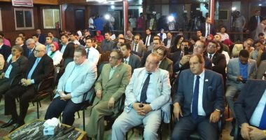 رئيس حزب التجمع: مصر لن تقبل نموذجا ديمقراطيا عابرا للقارات