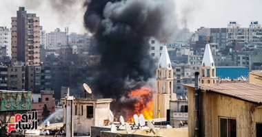 صور.. السيطرة على حريق بكنيسة مار جرجس بمدينة المنصورة