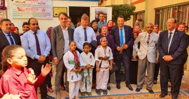 وفد من الاتحاد الأوروبي ومنظمة اليونسيف يزور مدارس الدمج بمحافظة الإسكندرية