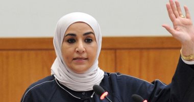 وزيرة كويتية: تجار الإقامات سيتحملون نفقات إيواء وإعادة العمال لبلادهم