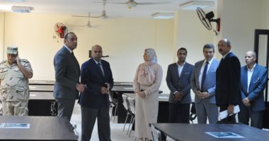 صور .. رئيس جامعة المنيا يستقبل أعضاء لجنة تقييم أفضل جامعة مصرية