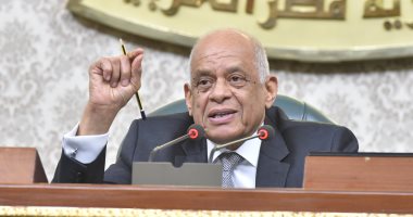 رئيس البرلمان لنائب شبرا: "أنت تلميذى ولا يمكن أن أخطئ فى حق نائب"