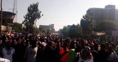صحيفة إمارتية: إصابة 4 أشخاص برصاص الشرطة الأثيوبية خلال تظاهرة فى أديس أبابا