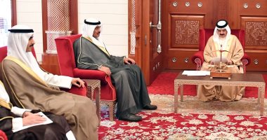العاهل البحرينى يتسلم رسالة خطية من أمير الكويت حول العلاقات الثنائية