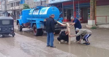 صور.. طوارئ بكفر الشيخ لمواجهة السيول المحتملة ورفع مياه الأمطار من الشوارع