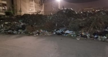 قارئ يشكو من انتشار تلال القمامة بزهراء مدينة نصر