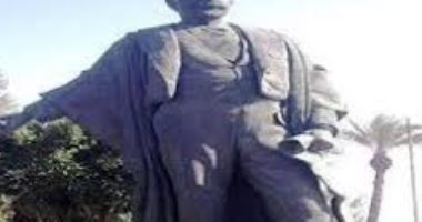 محافظة بورسعيد تنفى نقل تمثال ديليسبس إلى متحف الإسماعيلية