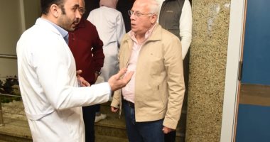 صور.. محافظ بورسعيد يتفقد سير العمل بمستشفى الحياة ببورفؤاد  