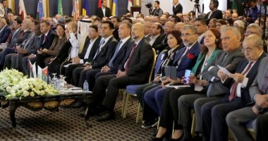 رئيس وزراء الأردن يرعى افتتاح منتدى السياحة العلاجية والسفر الصحى