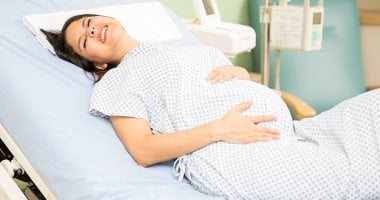 نزيف ما بعد الولادة.. تعرفى على الأسباب والمخاطر والوقاية