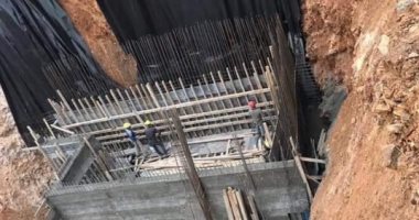 مشهد للعمال المصريين قبل مصرعهم فى حادث انهيار بناية تحت الإنشاء بالأردن