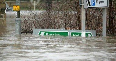 بريطانيا تنشر 200 جندى للمساعدة فى درء آثار فيضانات ضربت منطقة يوركشير