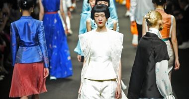 أبرز عروض أسبوع الموضة فى بكين يحتفى بالثقافة الصينية والعلامات المحلية