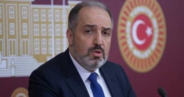 حزب أحمد داود اوغلو يدعم نائب إسطنبول المستقيل من حزب أردوغان