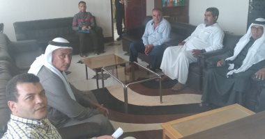 رئيس مدينة الشيخ زويد بشمال سيناء يلتقى بشيوخ و عواقل المدينة