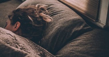 5 عادات الإفراط فيها يضر بصحتك.. كثرة النوم تعرضك للزهايمر