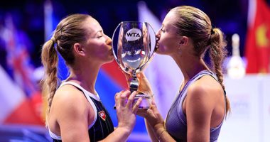 فوز المجرية تيميا والفرنسية كرستينا بكأس اتحاد لاعبات التنس المحترفات 