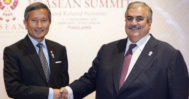 وزير خارجية البحرين يشيد بعلاقات التعاون مع سنغافورة