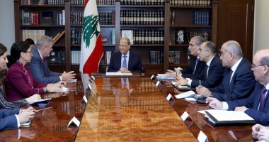 الرئيس اللبناني يترأس اجتماعا أمنيا مع وزيري الدفاع والداخلية