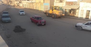 فتح شوارع مغلقة وصيانة كشافات إنارة عامة بالعريش فى شمال سيناء