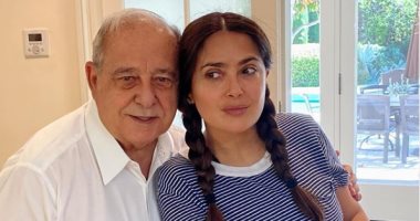سلمى حايك تحتفل بعيد ميلاد والدها بـ"العربى" وتشكره على جيناتها اللبنانية