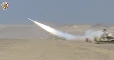 "الله ينور يا بطل".. رمايات صاروخية لقوات الدفاع الجوى المصرى تبهر "الروس"
