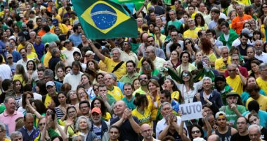 معارضو الرئيس البرازيلى السابق لولا دا سيلفا يتظاهرون ضد قرار الإفراج عنه