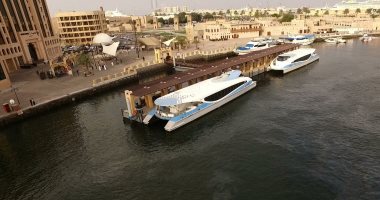 "طرق دبى" توقف احترازياً خدمة النقل البحرى بين دبى والشارقة بسبب الامطار 