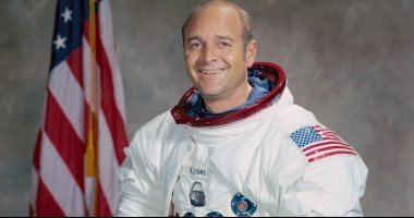 9 معلومات عن رائد الفضاء الأمريكى "رونالد إفانز".. فى ذكرى ميلاده