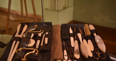 شاهد.. أدوات الحلاقة الخاصة بالملك فاروق فى متحف المجوهرات الملكية